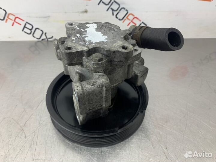 Насос гидроусилителя руля Mercedes C-Class W203