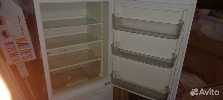 Холодильник бу indesit