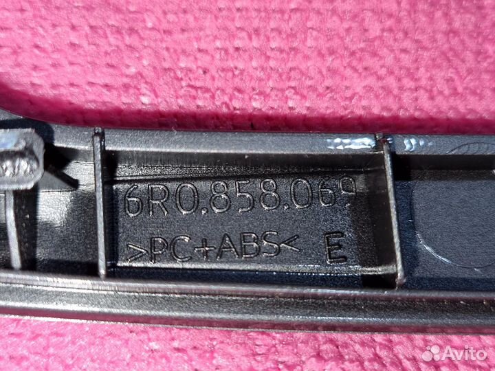 Рамка магнитолы с хромом фольксваген поло 2019 год