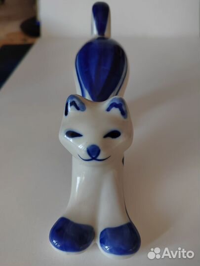 Фарфоровые мишка кошка и дракон