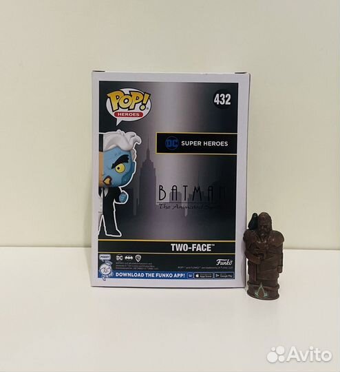 Funko POP Animated Batman Two Face 432 NEW