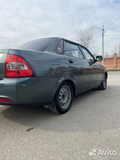 LADA Priora 1.6 МТ, 2010, битый, 340 000 км