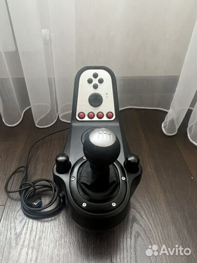 Игровой руль Logitech g27