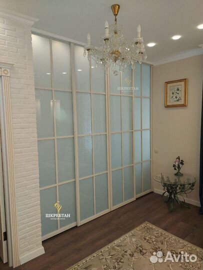 Алюминиевые перегородки для зонирования