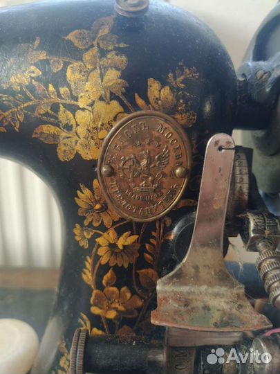 Швейная машина