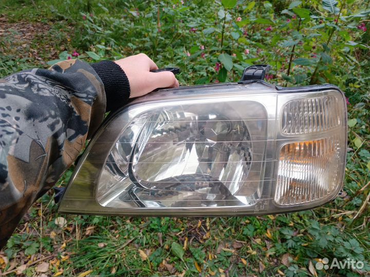 Фара левая honda cr-v1