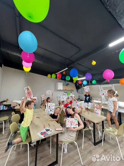 Почасовая аренда зала для выпускных и праздников