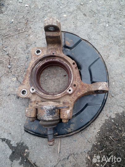 Поворотный кулак ssangyong кайрон