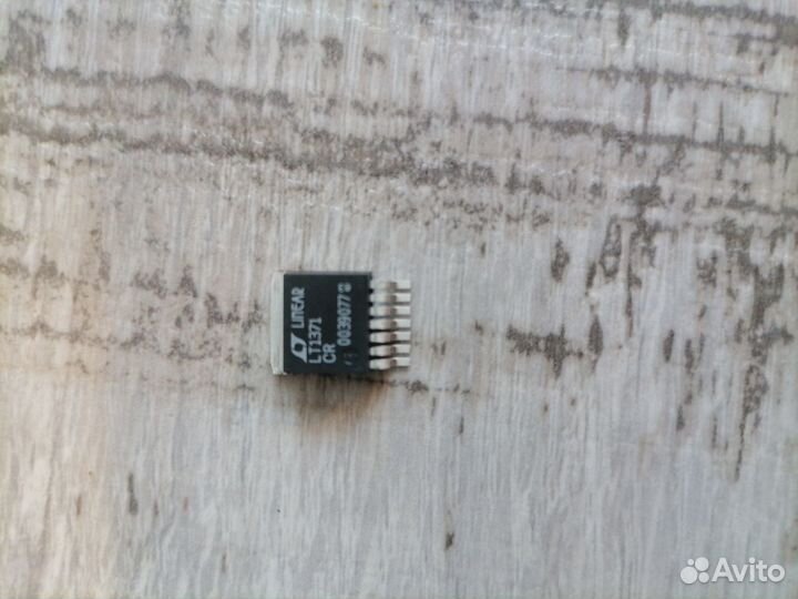 Стабилизатор напряжения lt1371cr#PBF