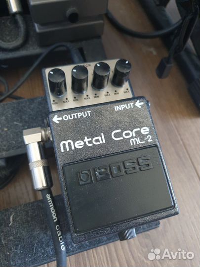 Педаль эффектов boss metal core ml-2