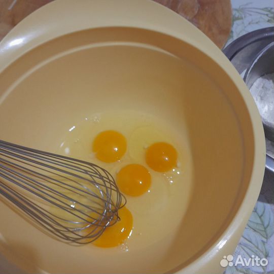 Яйца куриные домашние