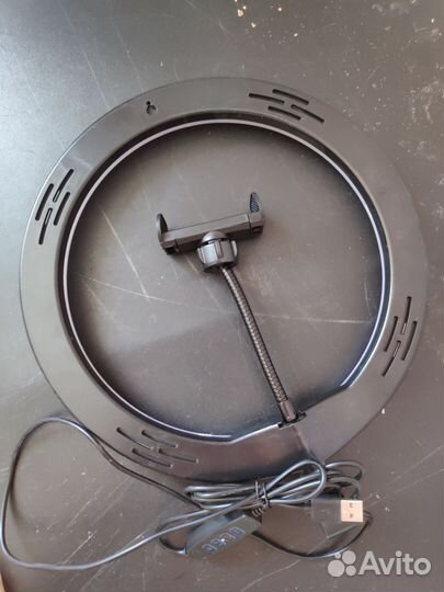 Кольцевая лампа