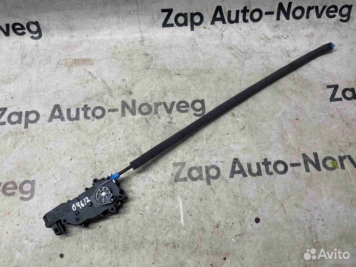 Механизм подъема крышки багажника Mercedes-Benz