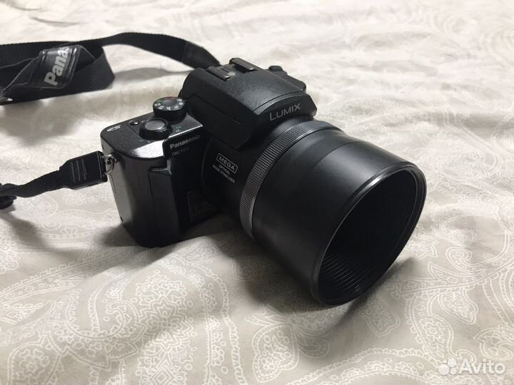 Зеркальный фотоаппарат Panasonic Lumix