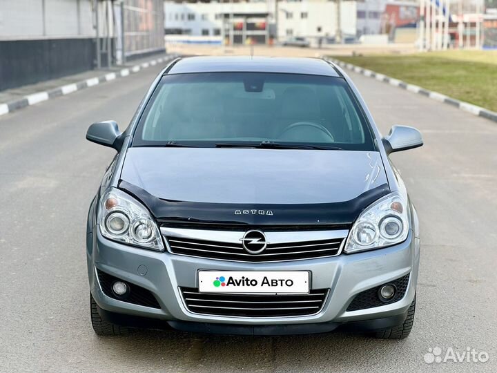 Opel Astra 1.6 МТ, 2012, 98 000 км