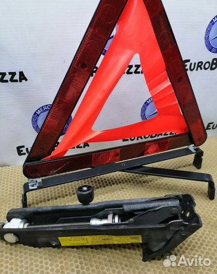 Комплект инструментов Mercedes SLK 230 R170