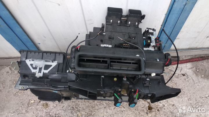 Корпус отопителя Mercedes-Benz W140