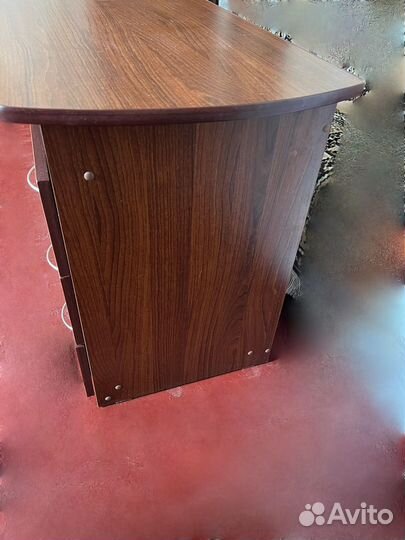 Компьютерный/письменный стол