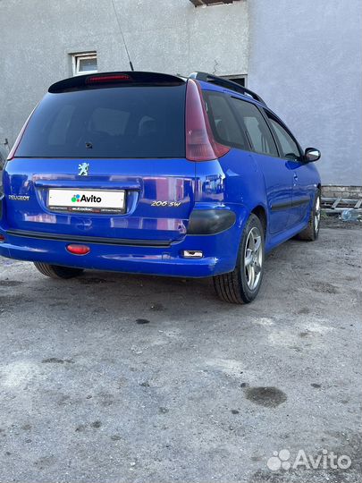 Peugeot 206 1.4 МТ, 2003, 200 000 км