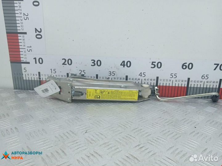 Домкрат Audi A3 8L 2000 8L0011031C