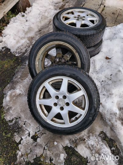 Goodyear UltraGrip Ice 2 185/60 R15