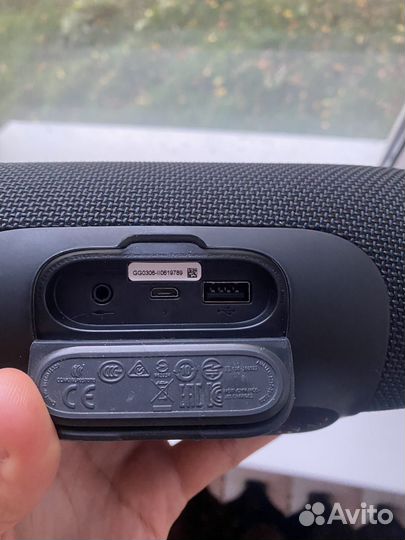 Колонка jbl charge 3