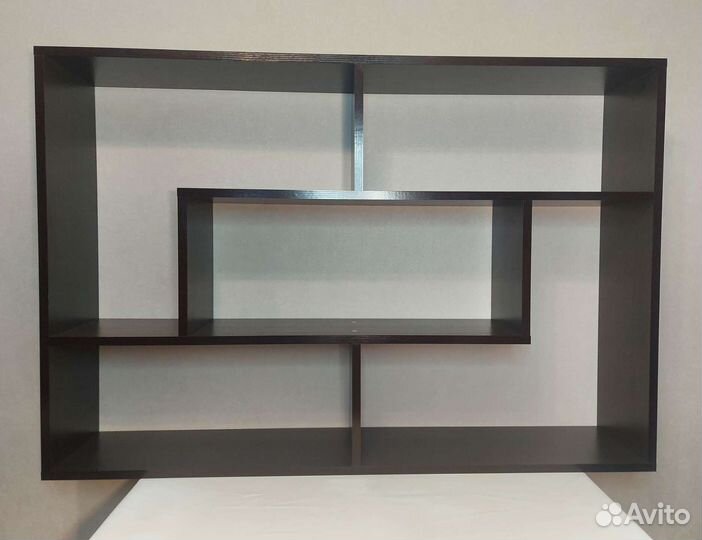 Полка в комату настенная