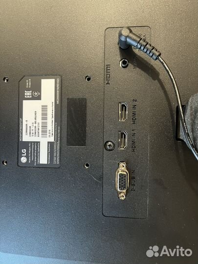 Монитор LG 22