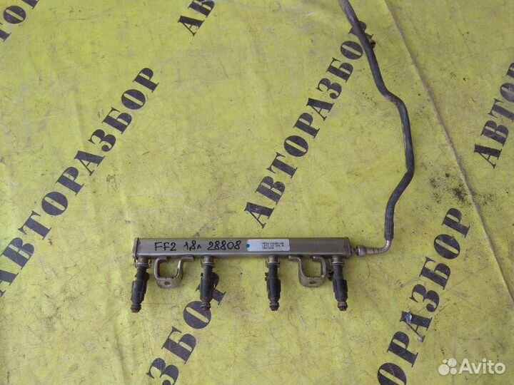 Рейка топливная (рампа) Ford Focus 2 2008-2011