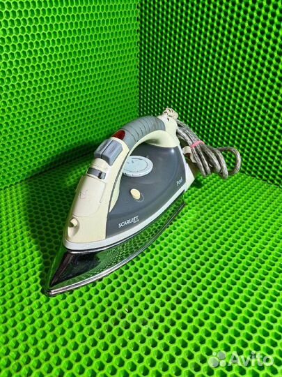 Утюг scarlet