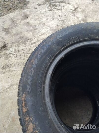 Pirelli Winter 210 SnowControl Serie II 195/65 R15