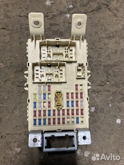 Блок предохранителей салонный Хендай Солярис G4FA