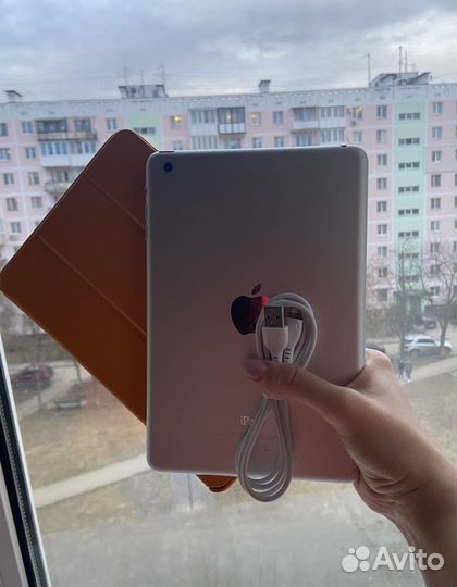 iPad mini 32гб