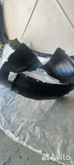 Подкрылок передний левый, правый Kia Cerato 4