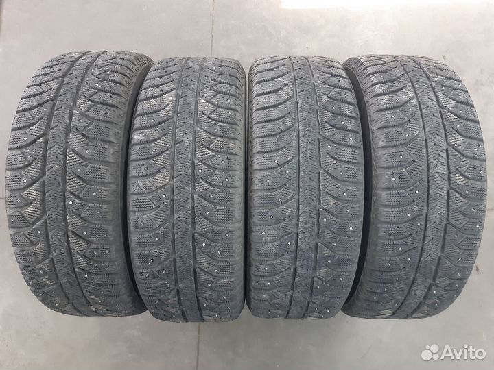 Bridgestone Ice Cruiser 7000 215/60 R16