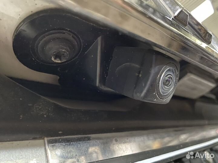 Камера заднего вида Toyota Land Cruiser 200 2015+