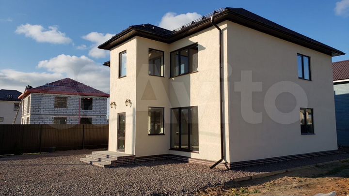 Дом 232 м² на участке 9 сот.