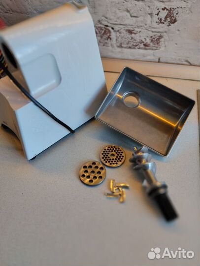 Мясорубка электрическая braun