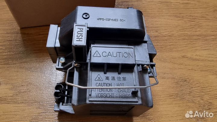 NEW лампа для проекторов epson V13H010L69 elplp69