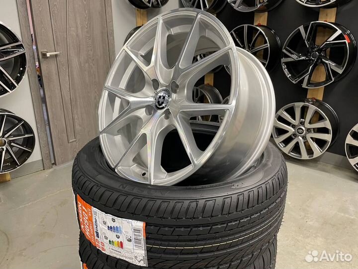 Диски R17 HRE P101 на Solaris Vesta Rio