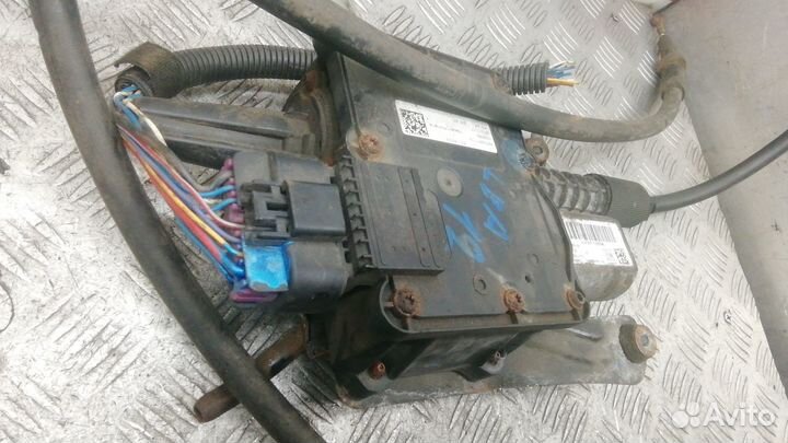 Стояночный тормоз электронный opel astra J 2009 20