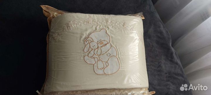 Комплект в детскую кроватку бортики