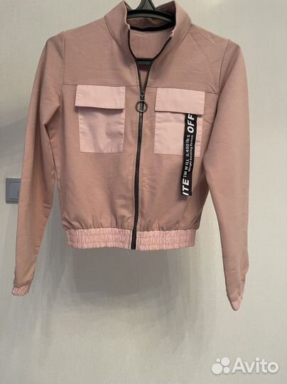 Спортивный костюм женский