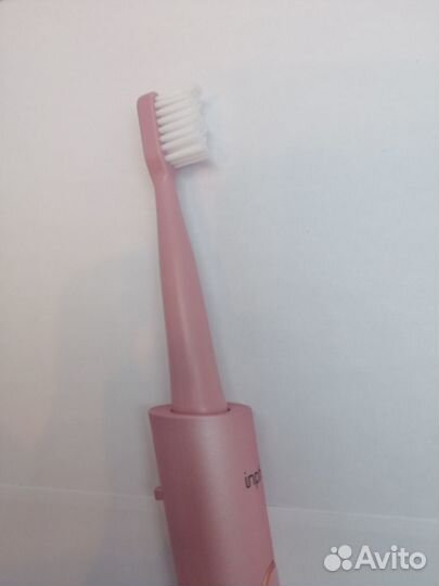 Электрическая зубная щетка новая
