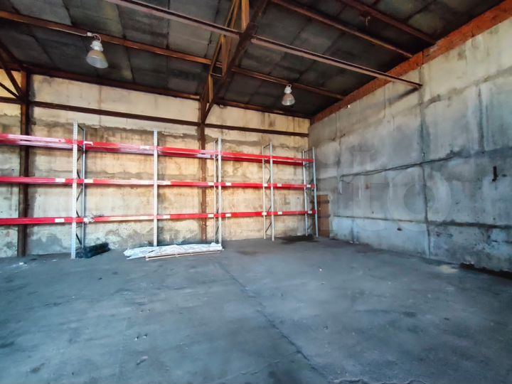 Склад, 220 м²