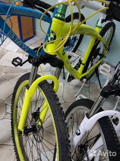 Велосипед Bmw салатовый