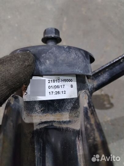 Подушка двигателя правая солярис 2 рио 4