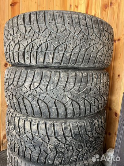 Bridgestone Blizzak Spike-02 SUV 255/50 R20 109T