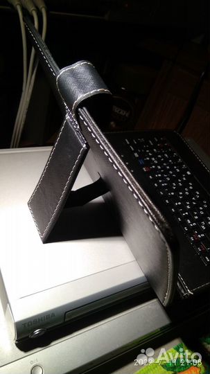 Внешняя (выносная) клавиатура планшета смартфона