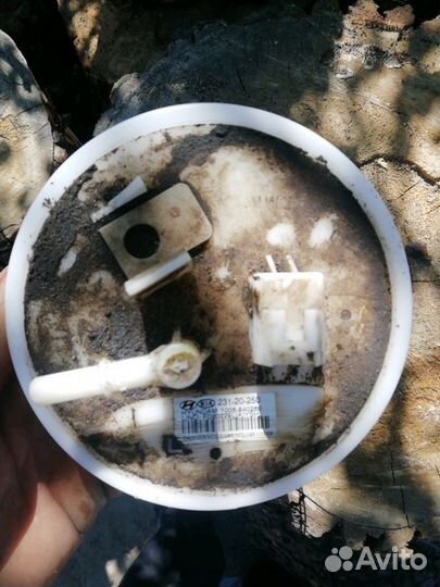 Датчик топлива хендай сантафе 2 2.2td